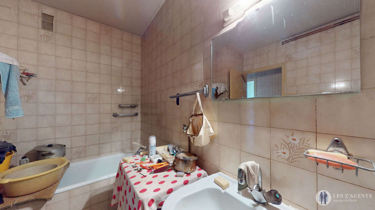 Appartement à SAINT-MARTIN-D'HERES