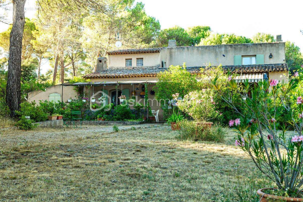 Maison à LAURIS