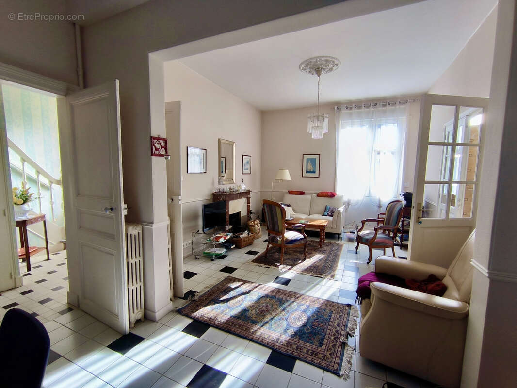 Maison à NANTES