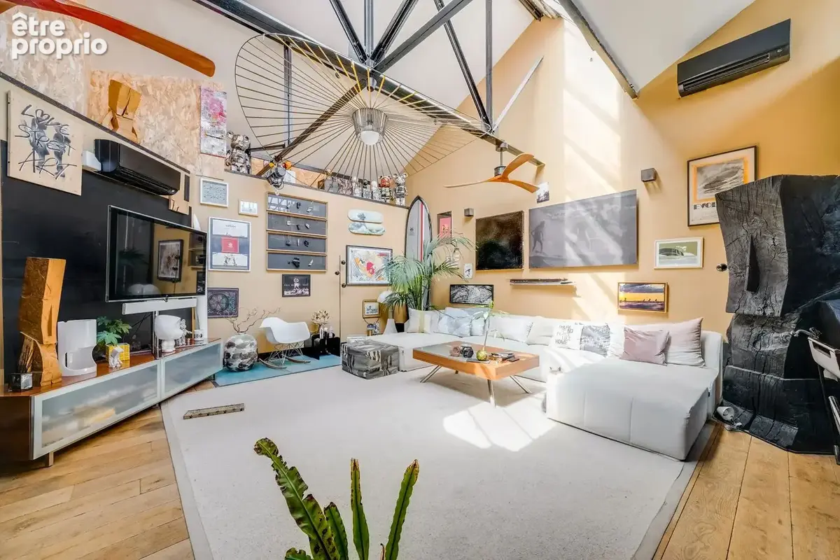 LOFT 183 m2 , Place du Vel d'Hiv LES LILAS - photo 3