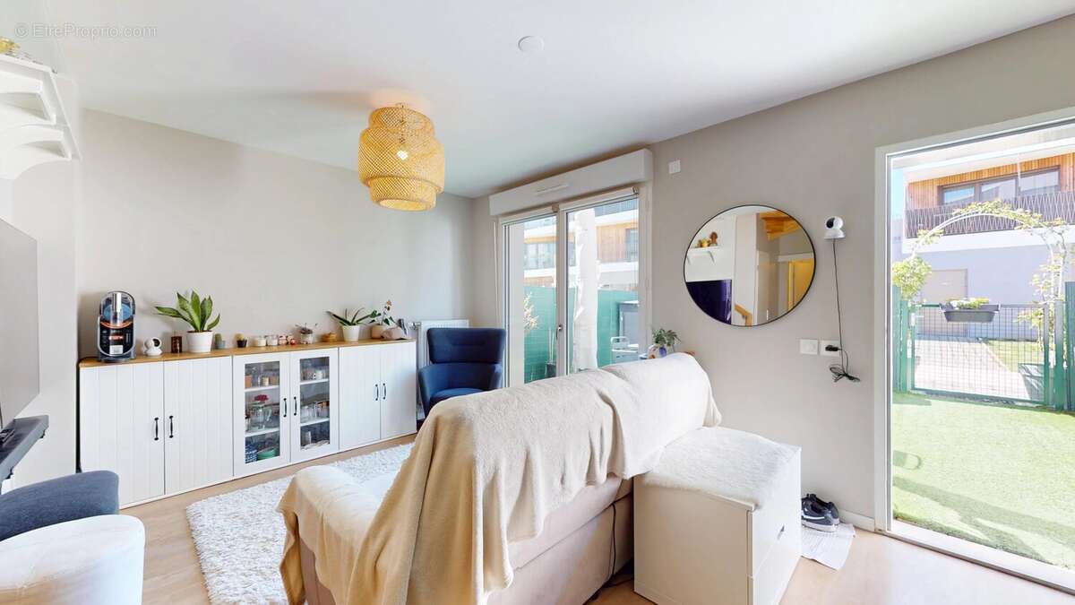 Appartement à BUSSY-SAINT-GEORGES