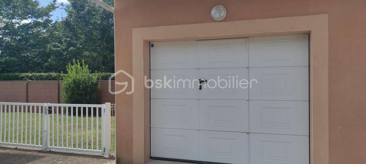 Maison à MONTPON-MENESTEROL