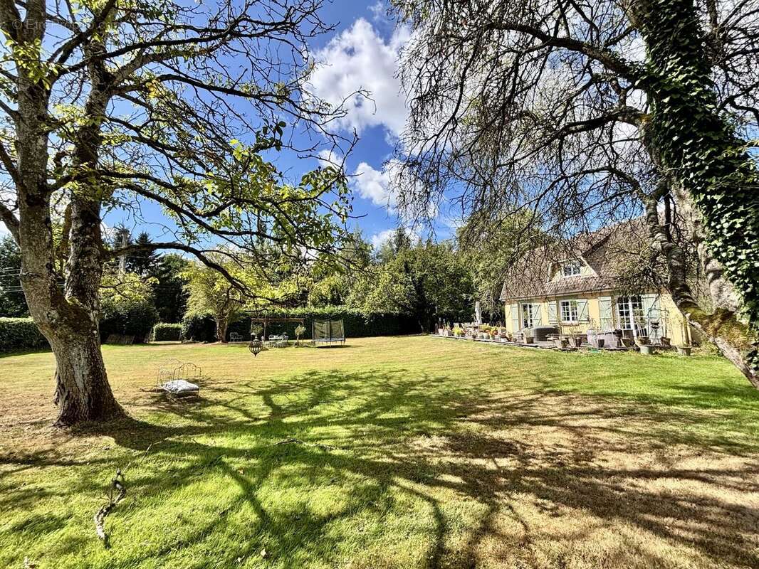Maison à SAINT-MARTIN-DU-TILLEUL