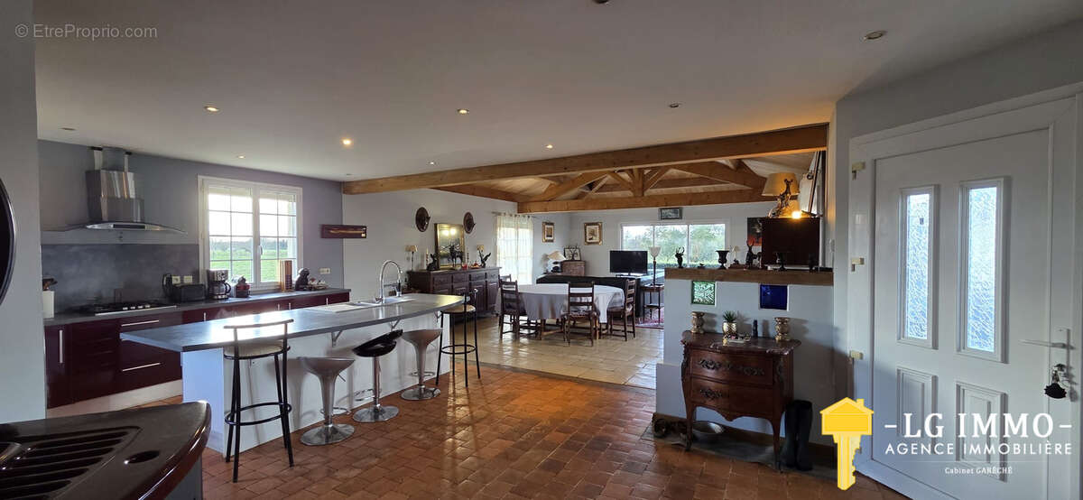 Maison à MEURSAC