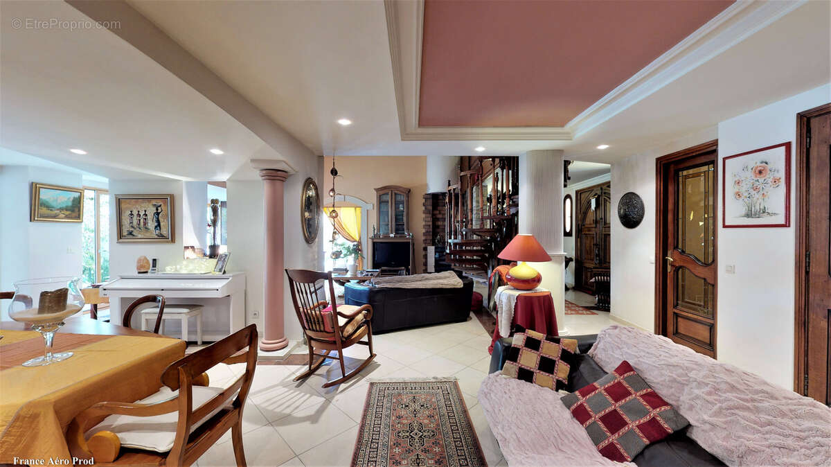 Maison à SANARY-SUR-MER