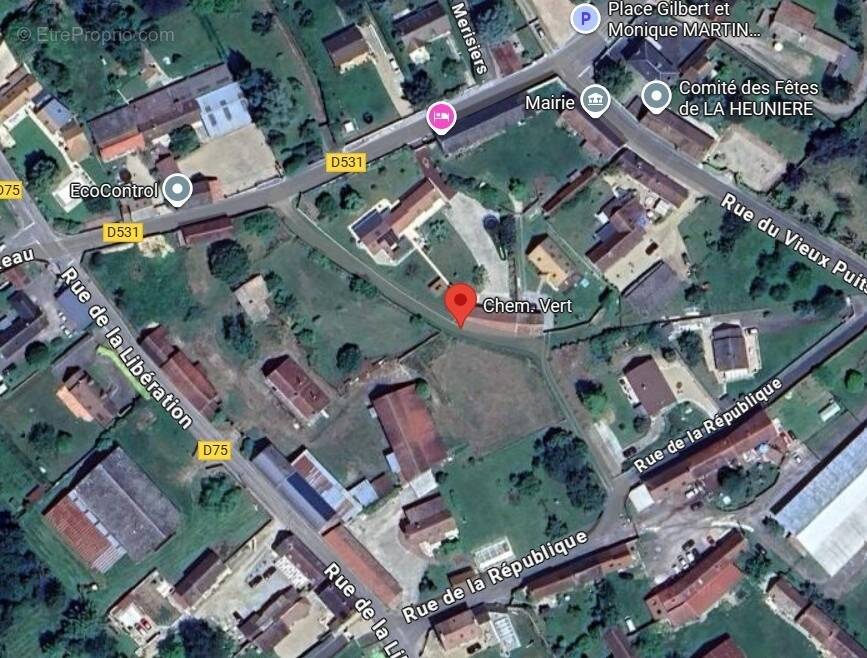 Terrain à LA HEUNIERE