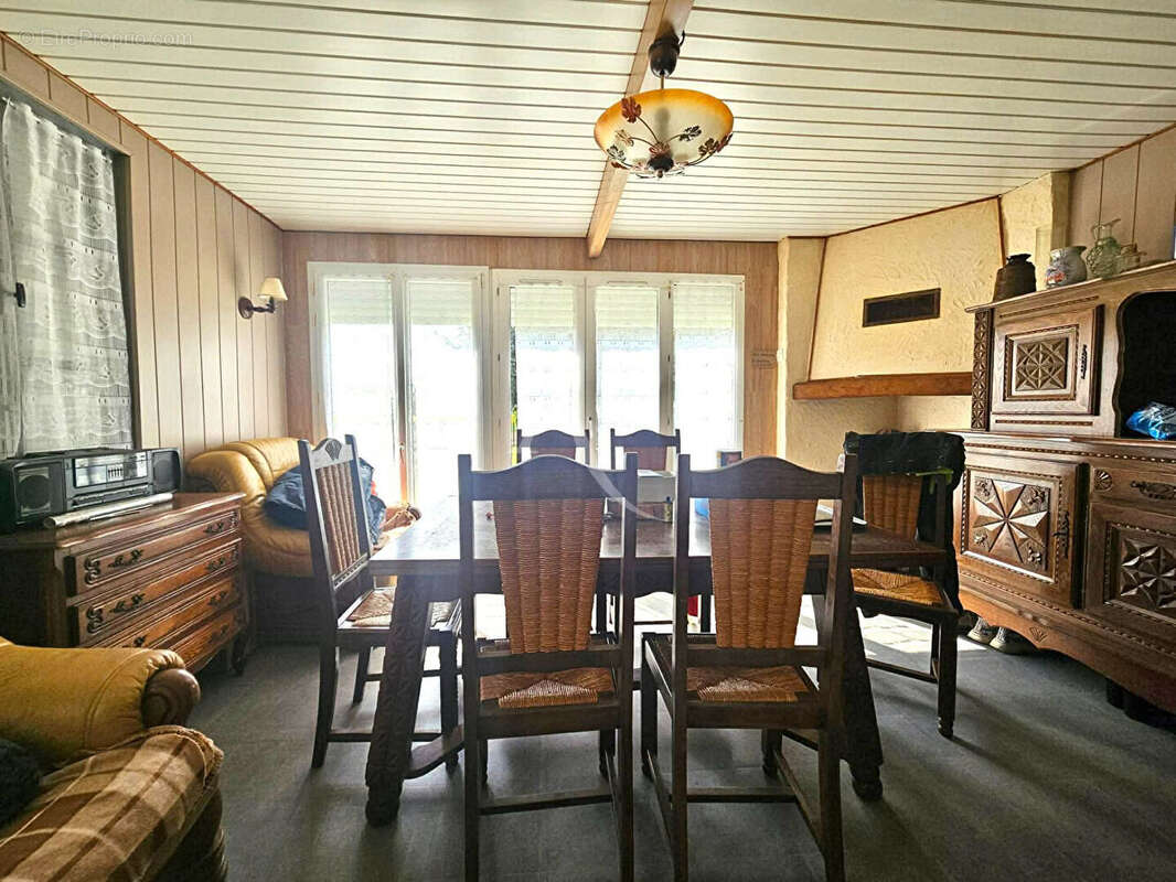 Maison à VIRONCHAUX