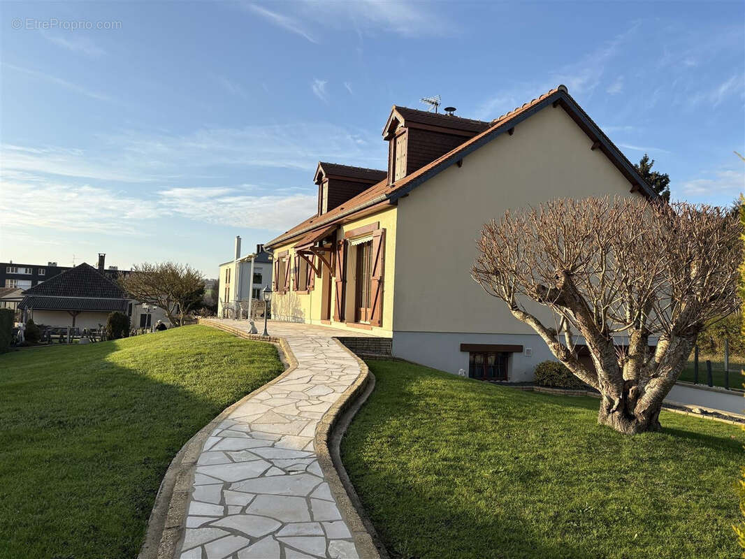 Maison à GACE