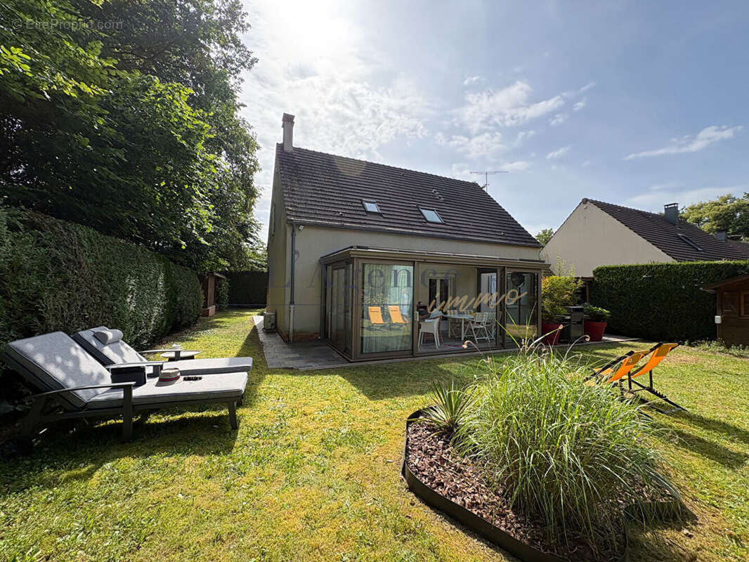 Maison à LAMORLAYE