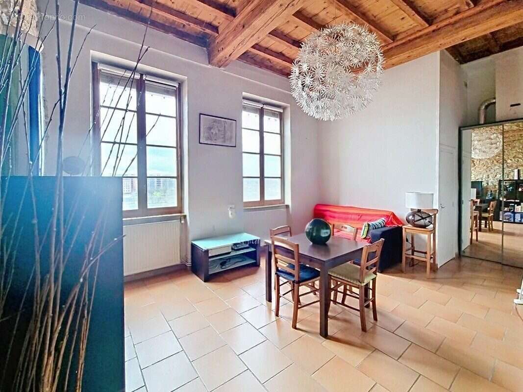 Appartement à CALUIRE-ET-CUIRE