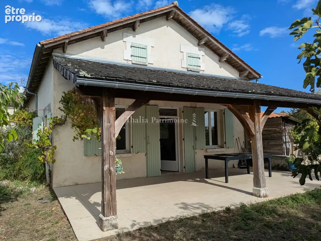 Photo Maison à Gout-Rossignol au prix de 233 200€