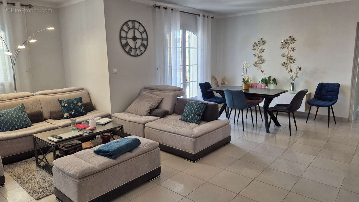 Maison à SAINT-PRIVAT-DES-VIEUX