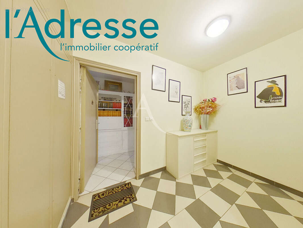 Appartement studio + BALCON - photo 5