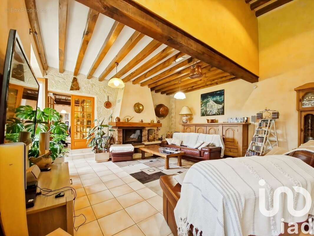 Photo 7 - Maison à MONT-SAINT-SULPICE