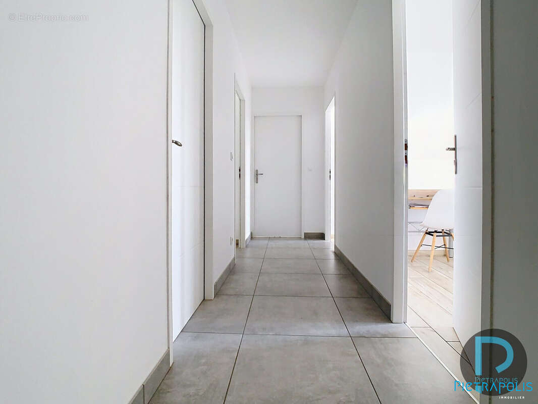 Maison 116 m² à Beny  - photo 9