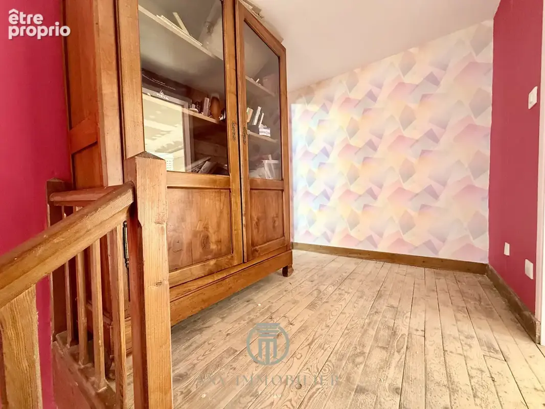 Maison familiale - 6 chambres - garage - jardin - secteur calme - photo 13
