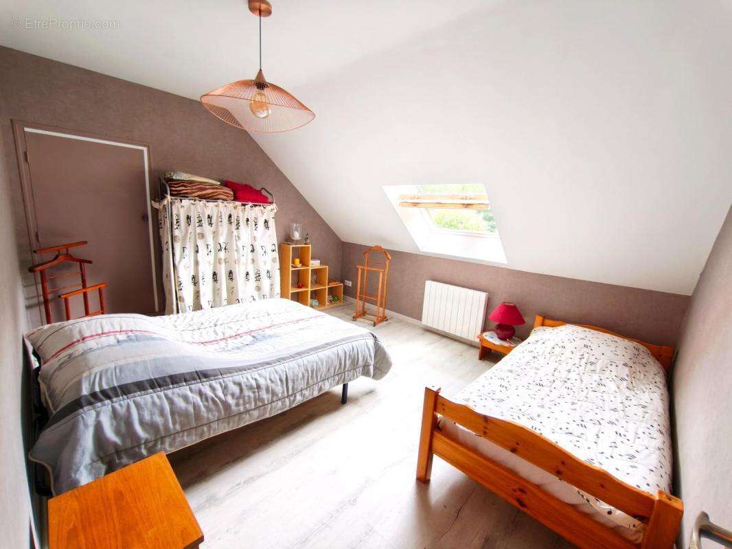 pavillon 186m² en forêt : 5 ch. sur plus de 2000m² - photo 8