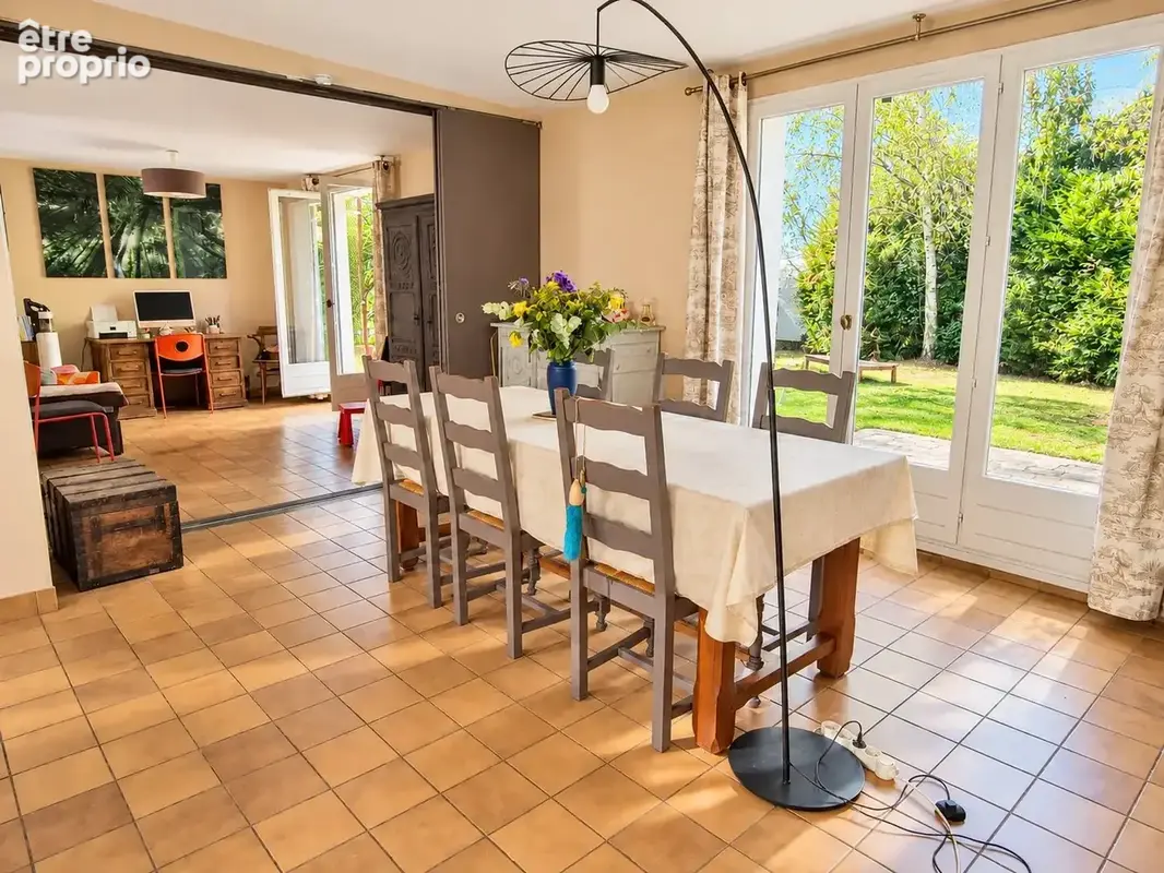 Maison 6 pièces 111 m² à vendre à Chateaufort (78117) - photo 4