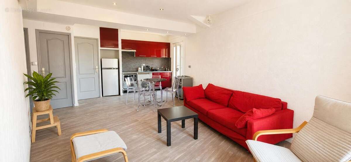 La garde  t3 meublé de 53 m² - rendement immédiat & emplacement étudiant prisé - photo 2