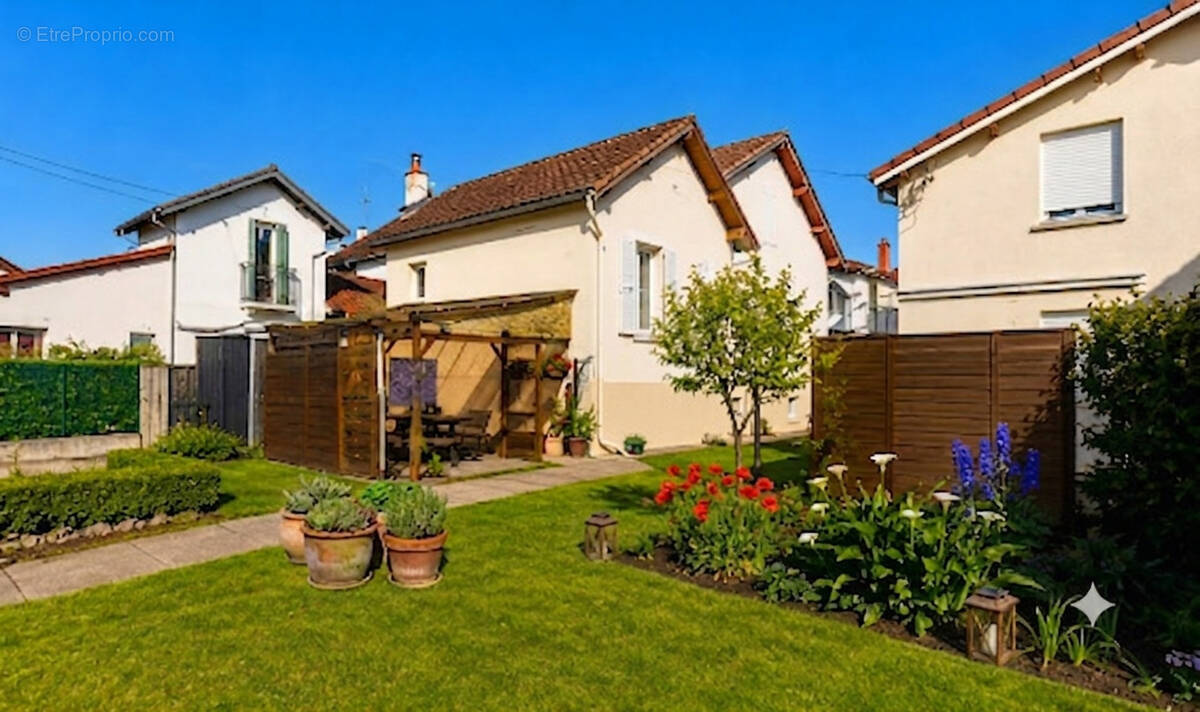 Maison à TARBES
