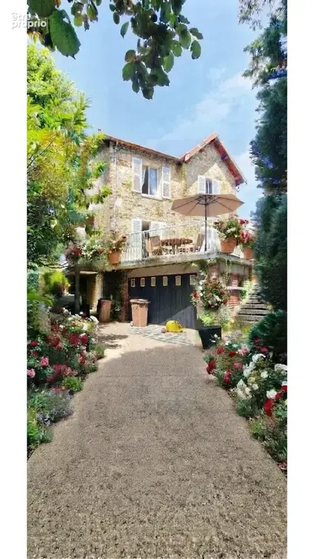 RARE Splendide Meulière à fort potentiel sur beau terrain de 700 m² - photo 2