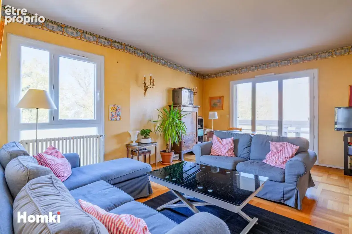 T5 106 m² avec balcon – Parc de la Garde – Résidence Les Aqueducs de Champvert – Lyon 5 - photo 3
