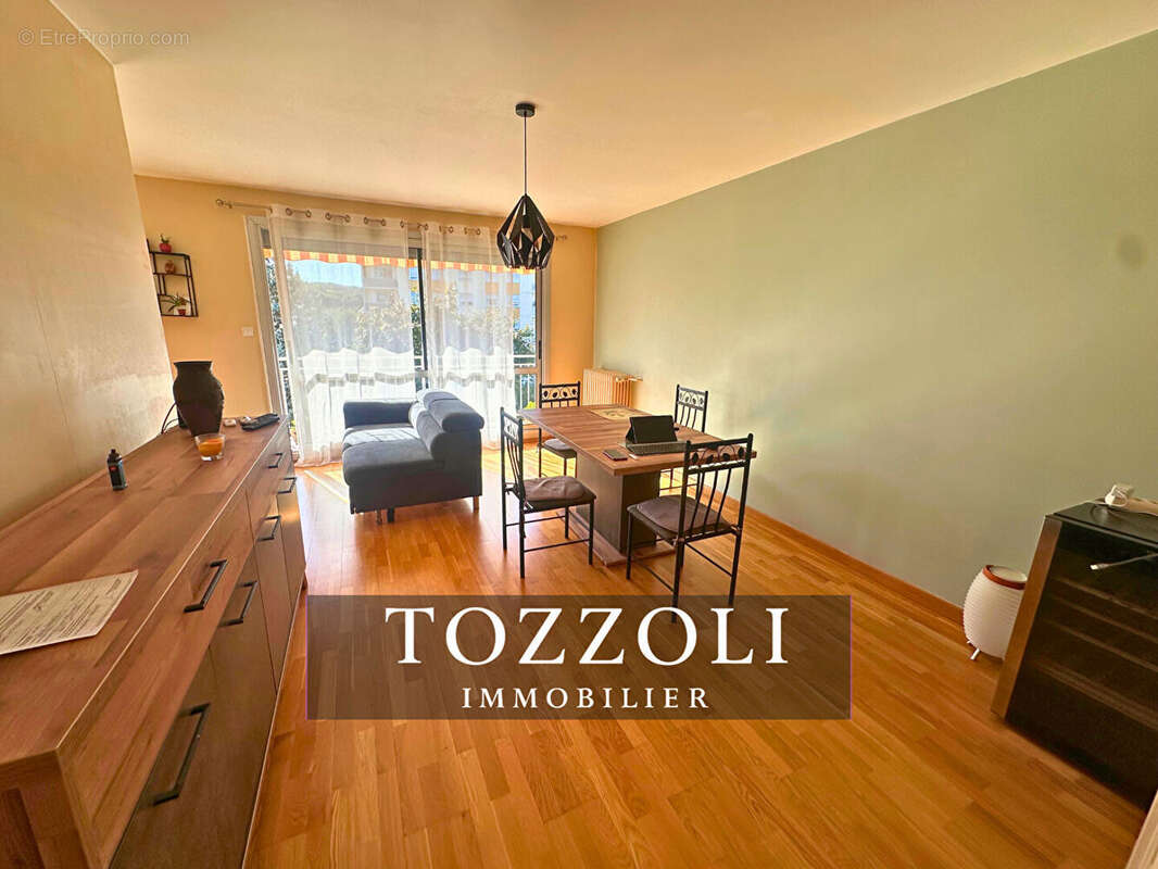 Appartement à LA VERPILLIERE