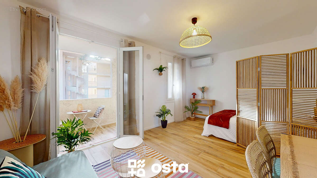 Appartement à HYERES