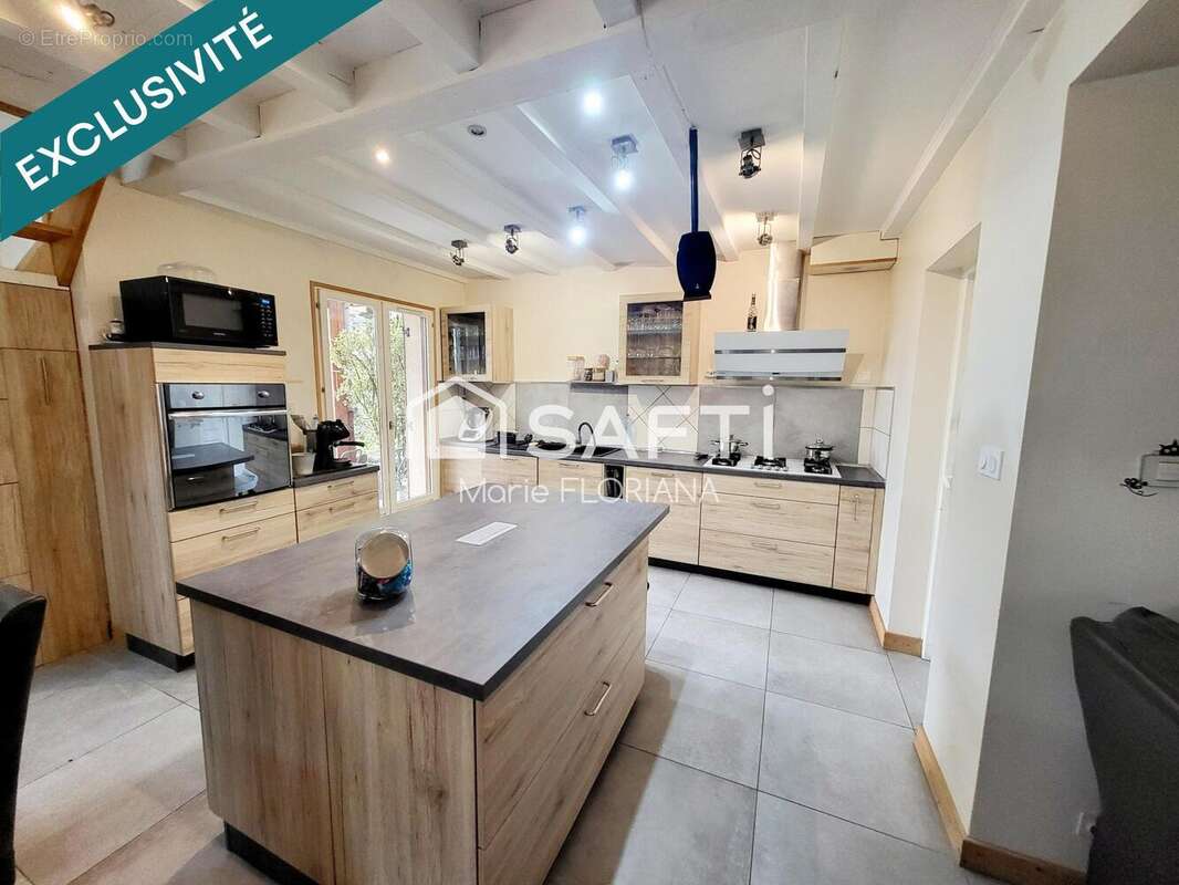 Photo 2 - Maison à LAVANCIA-EPERCY