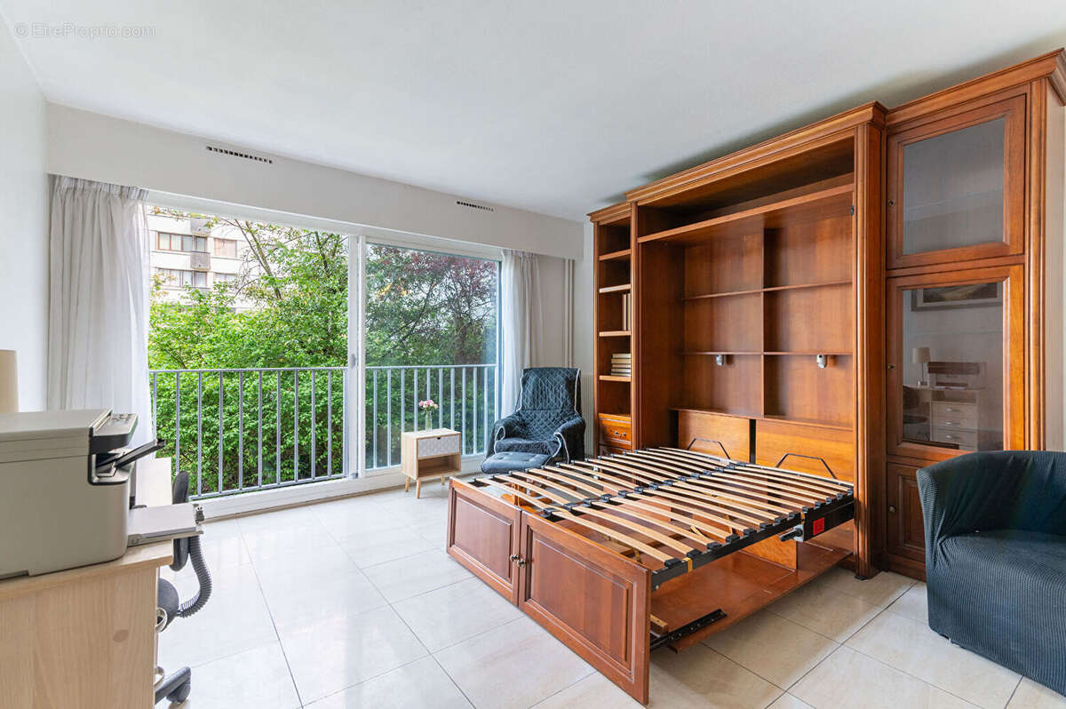 Appartement à PARIS-12E