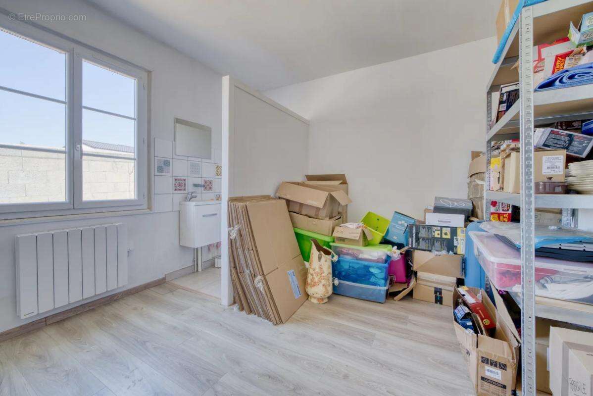Maison de 6 pièces de 176 m² à Bussac-sur-Charente - photo 16