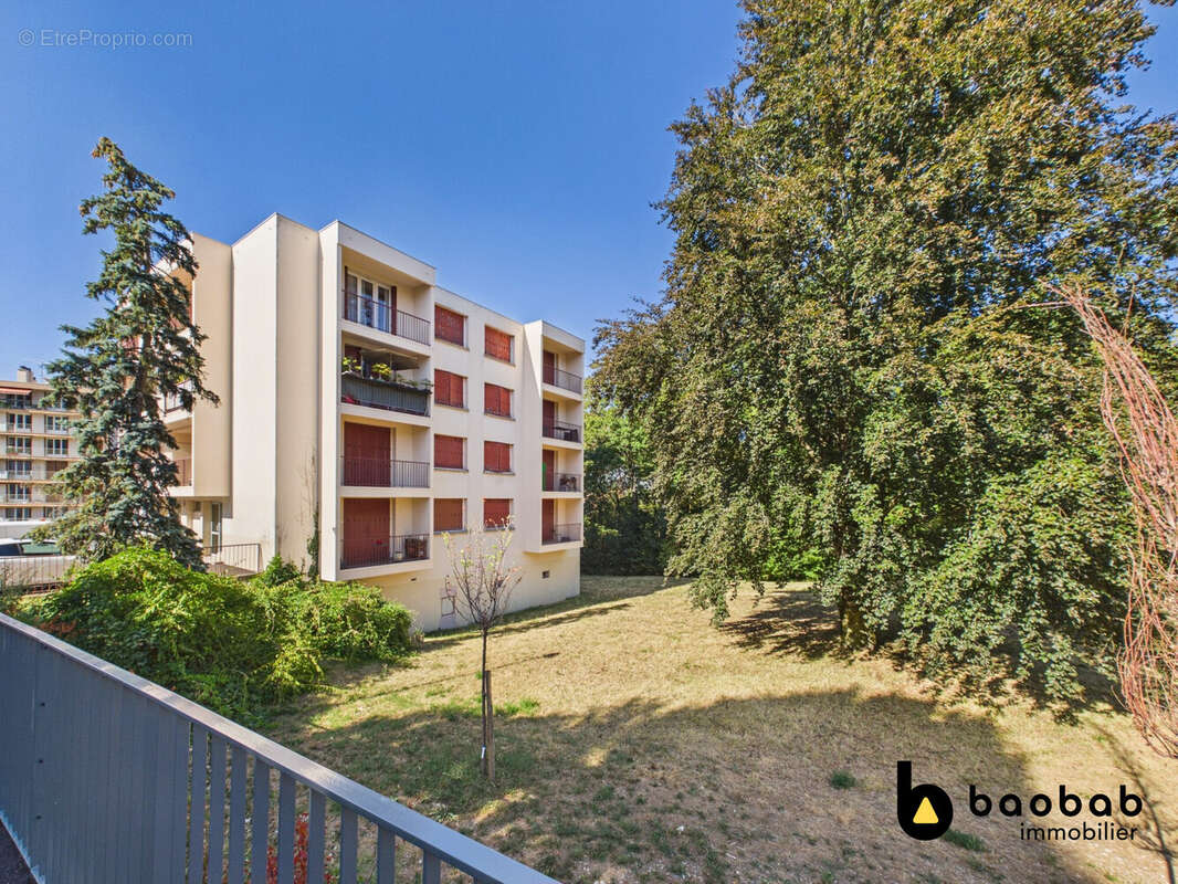 Appartement 59 m² à Chambery  - photo 3