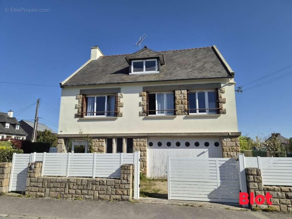 Maison à PLEURTUIT