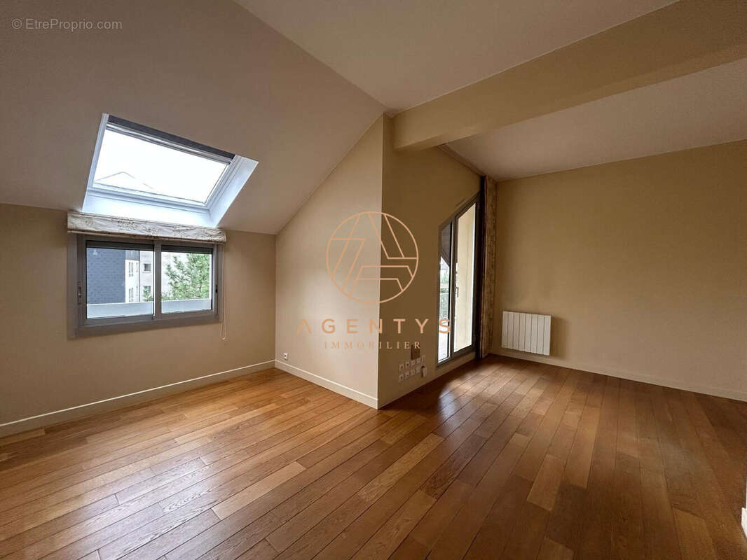Appartement 130 m² à Nogent-Sur-Marne  - photo 4