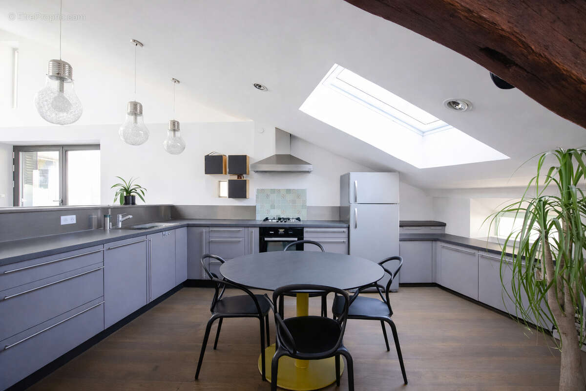 Maison - 260 m2 - photo 5