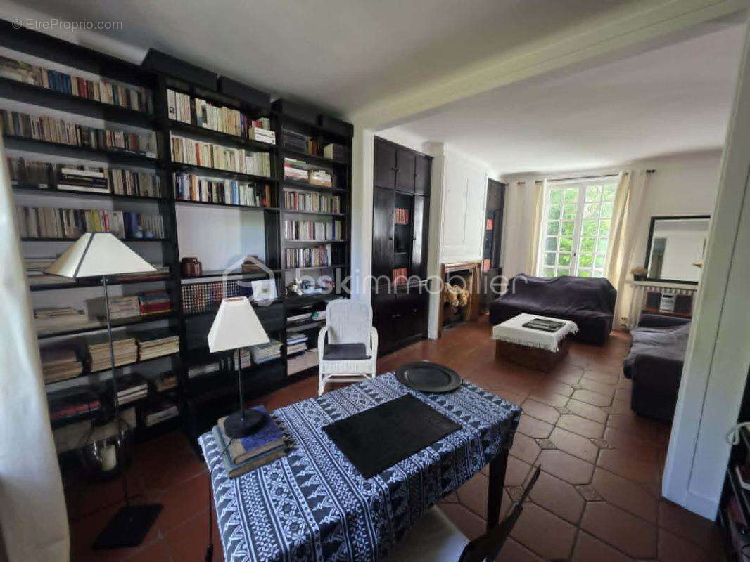 Maison à CHELLES