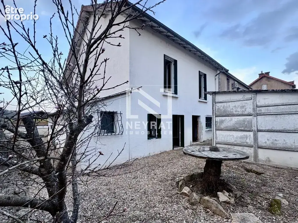 Maison à ETANG-SUR-ARROUX