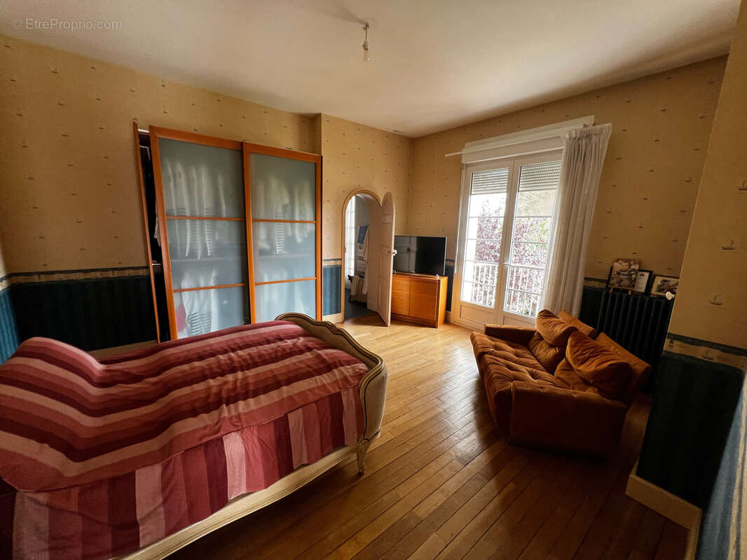 Maison à CHATELLERAULT