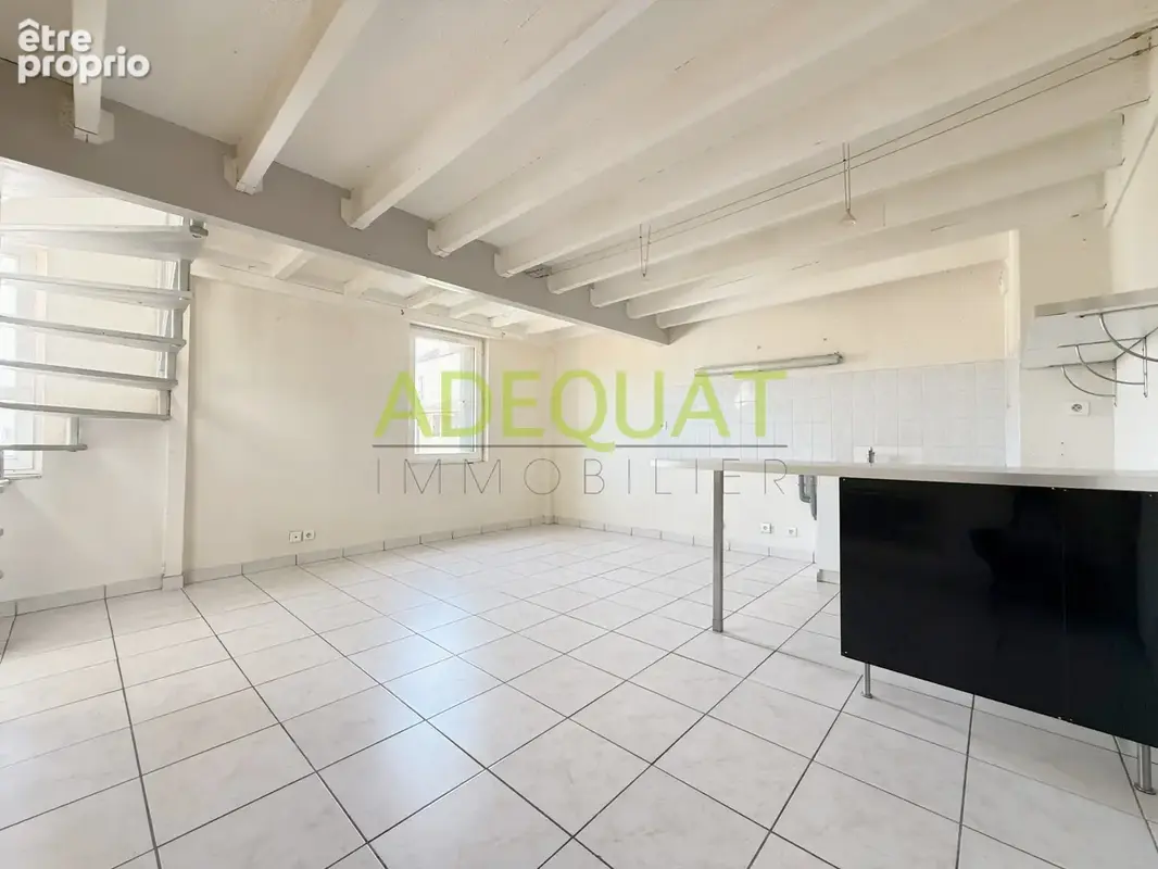 Bourgoin jallieu 'hyper centre ville' appartement de type 2 en duplex… - photo 2