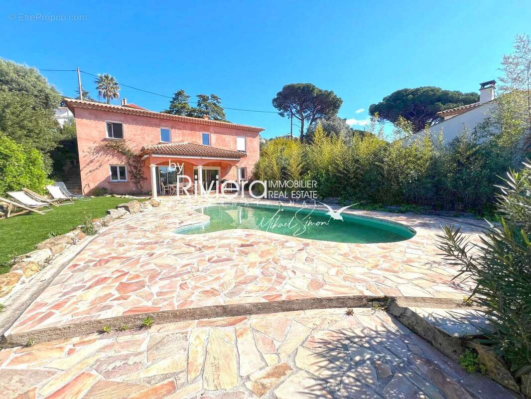 Maison à CAVALAIRE-SUR-MER