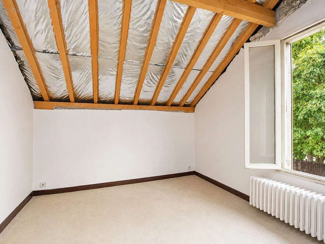 Croissy sur seine - charmante 1930 de 90 m² - terrain 515 m² - à 7 mn des ecoles et du centre ville - photo 4