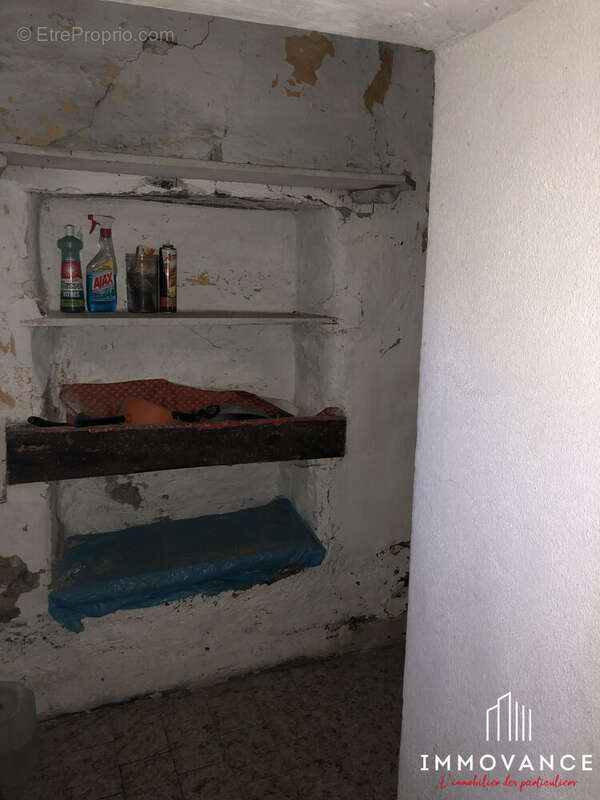 Maison à SAINT-JEAN-DU-BRUEL