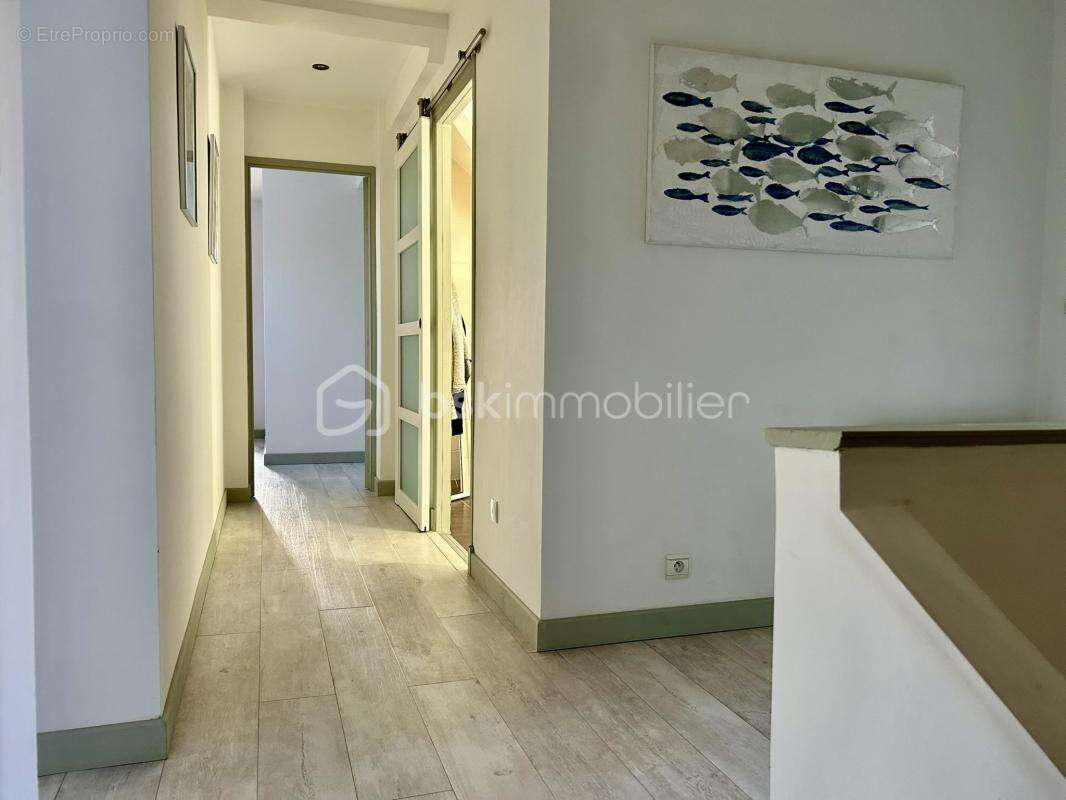 Maison 8 pièces 5 chambres de 205m² à VILLEBLEVIN (89340) - photo 10