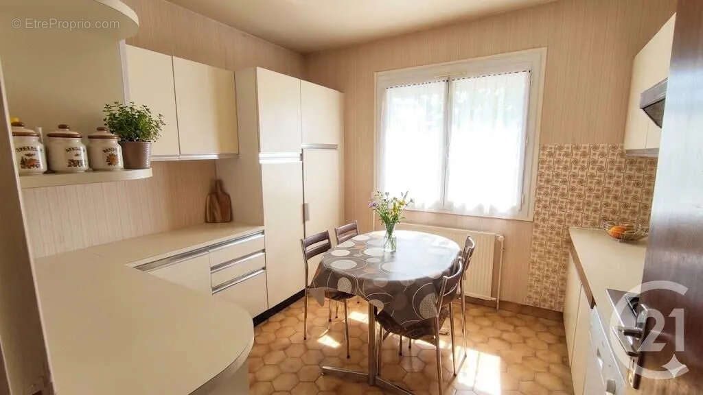 Maison 84 m² à Saint-Pere  - photo 5