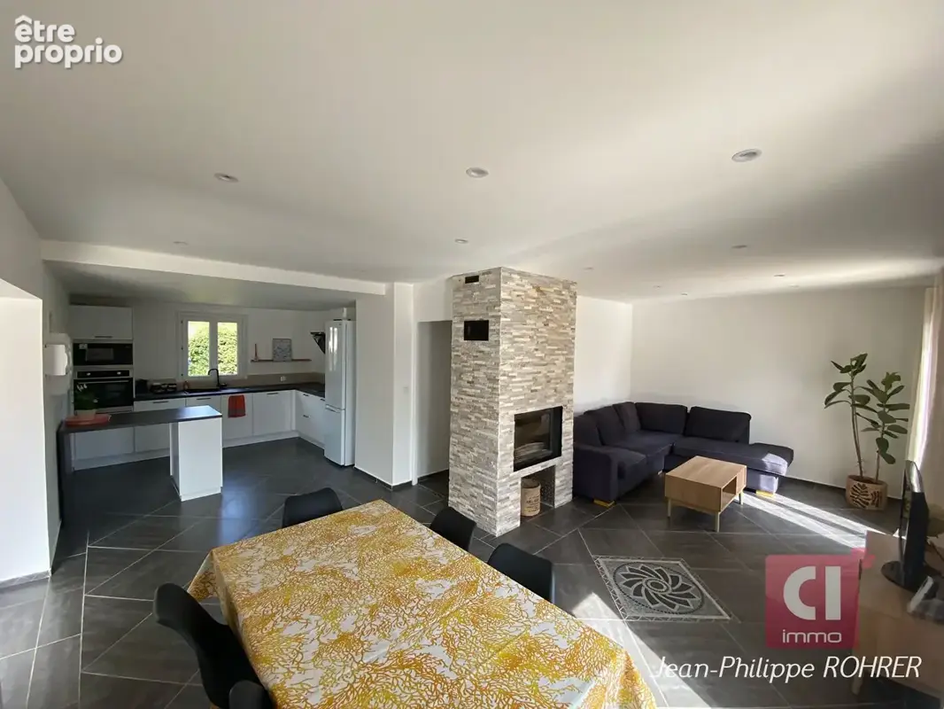 Maison 5 pièces à vendre à Garéoult -  457 000 - photo 5