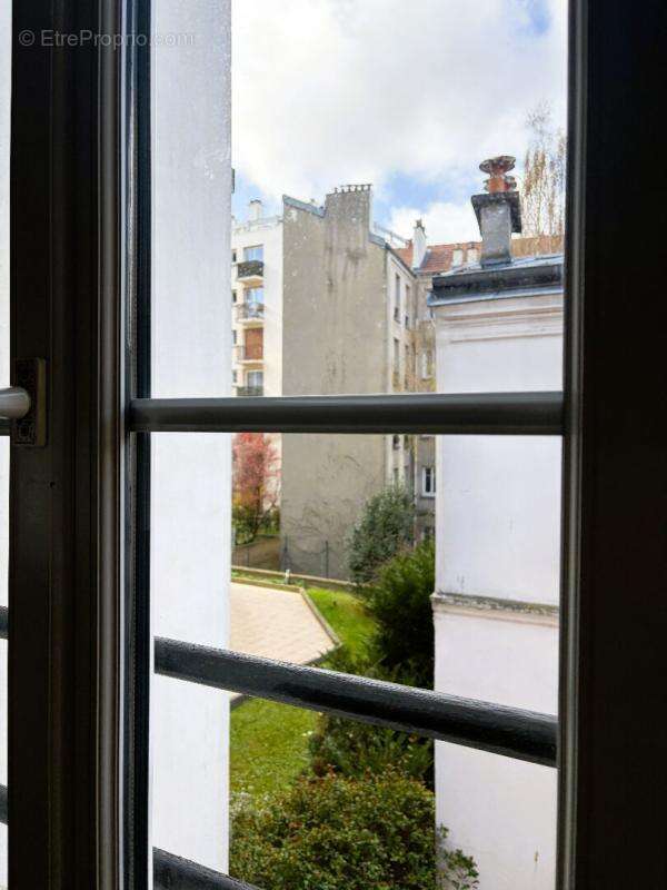 Appartement à PARIS-20E