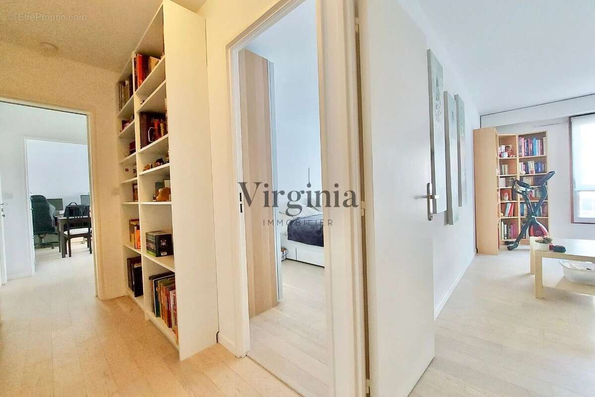 Appartement à CHARENTON-LE-PONT