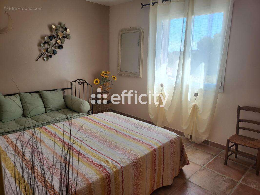 Maison 165 m² à Saint-Pargoire  - photo 10