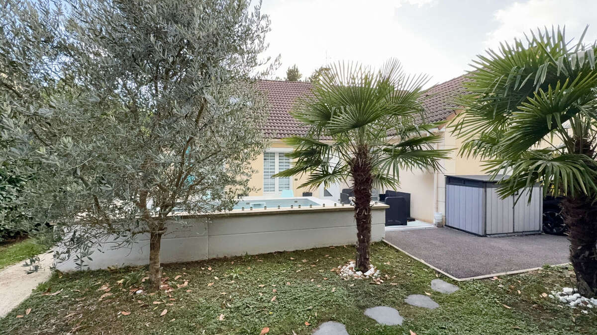 Maison à SAINT-GERMAIN-LES-CORBEIL