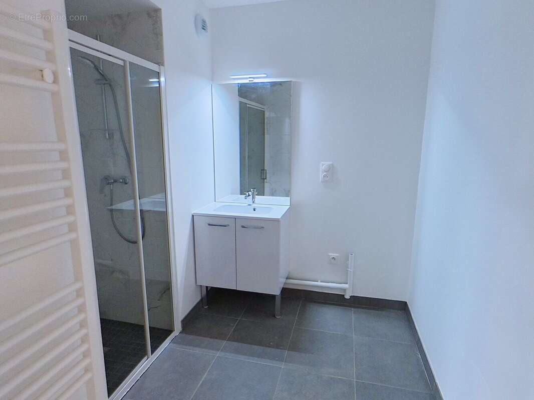 Appartement 63 m² à Saint-Herblain  - photo 4